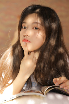 美女露b